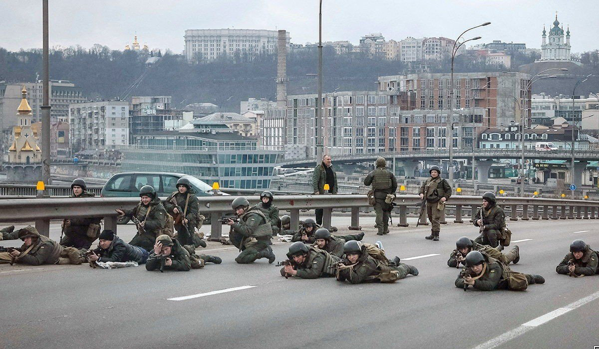 Ukraine Troops